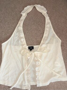 Women’s Pacsun Cream halter top with lace details